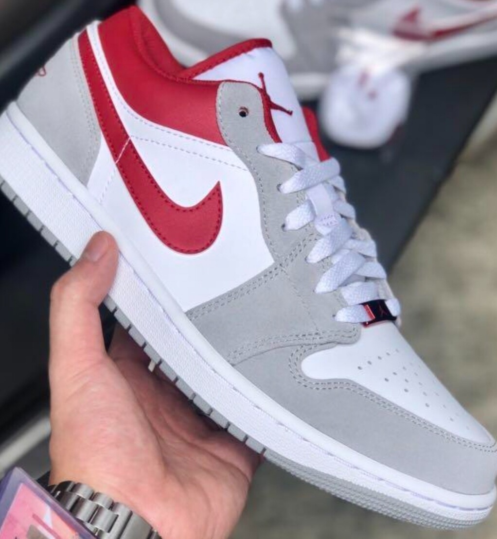  jordan 1 low  Light smoke grey Gym Red 