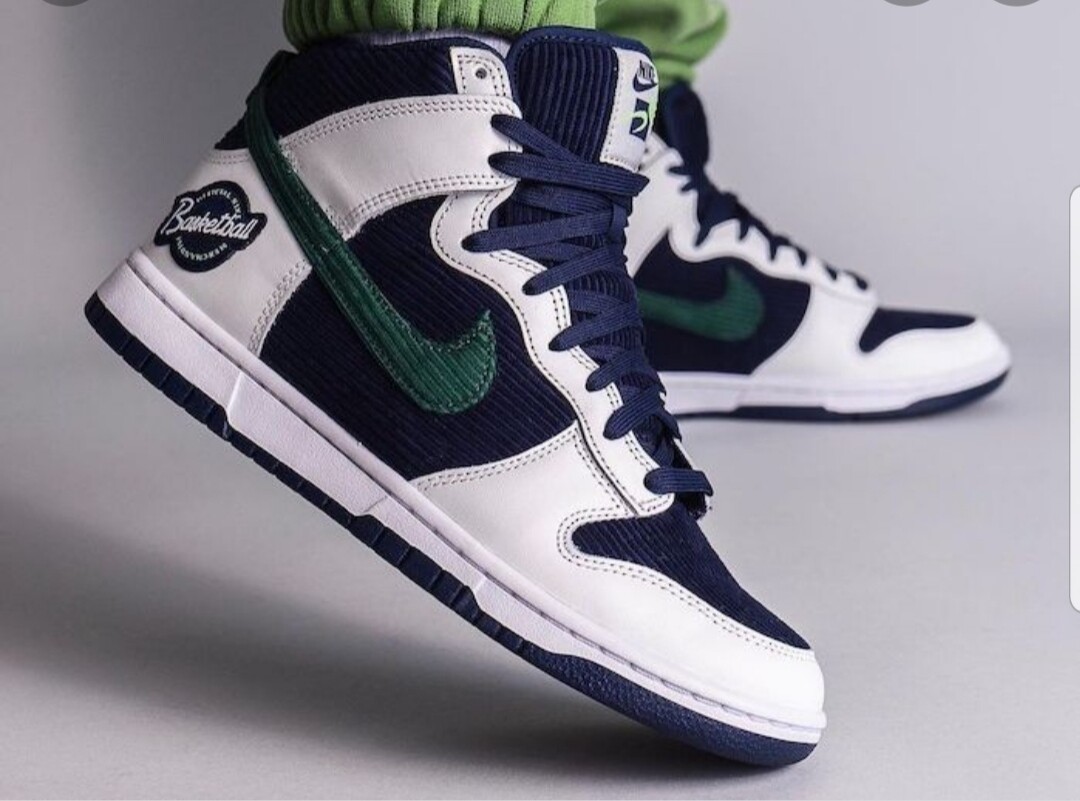 Nike Dunk high sports specialties white navy 