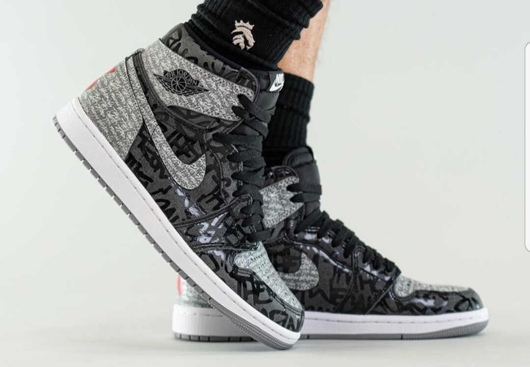  Jordan 1 High Rebellionaire 