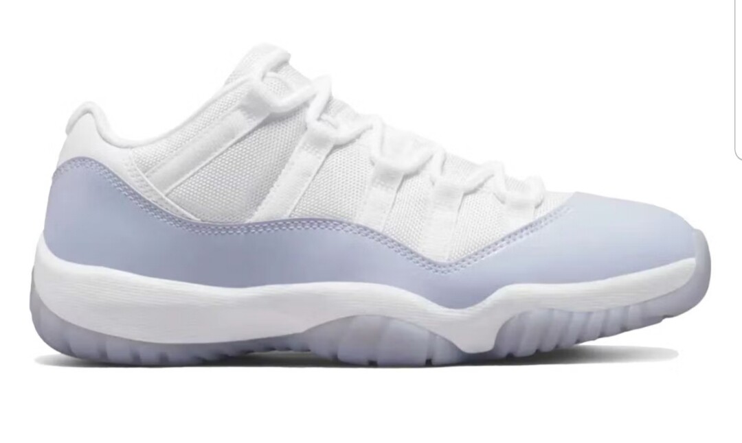 Jordan 11 Retro low pure violet 