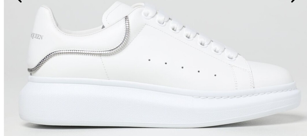 Alexander  Mcqueen Oversize white hinge 