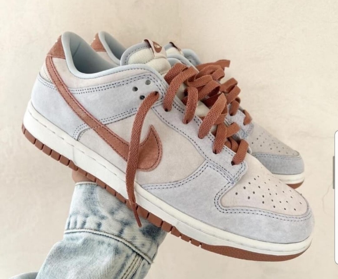   Dunk Low Fossil Rose