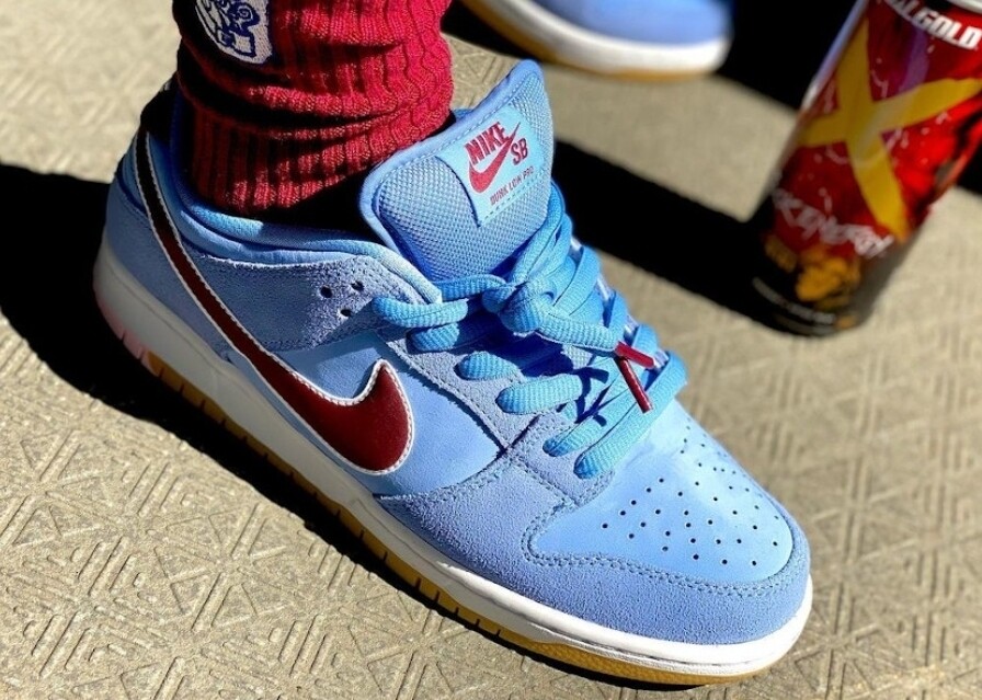  Dunk low SB valour blue team maroon