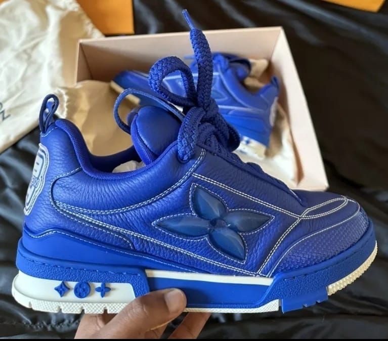 Louis Vuitton  TRAINER blue dupe