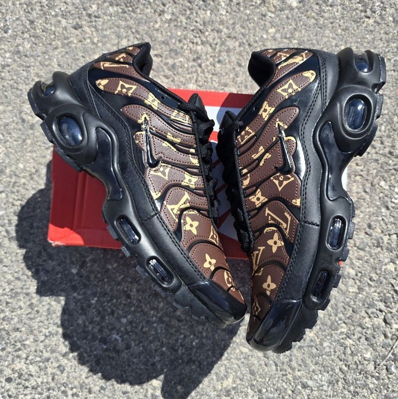 Nike air max TN plus dupe Louis Vuitton 