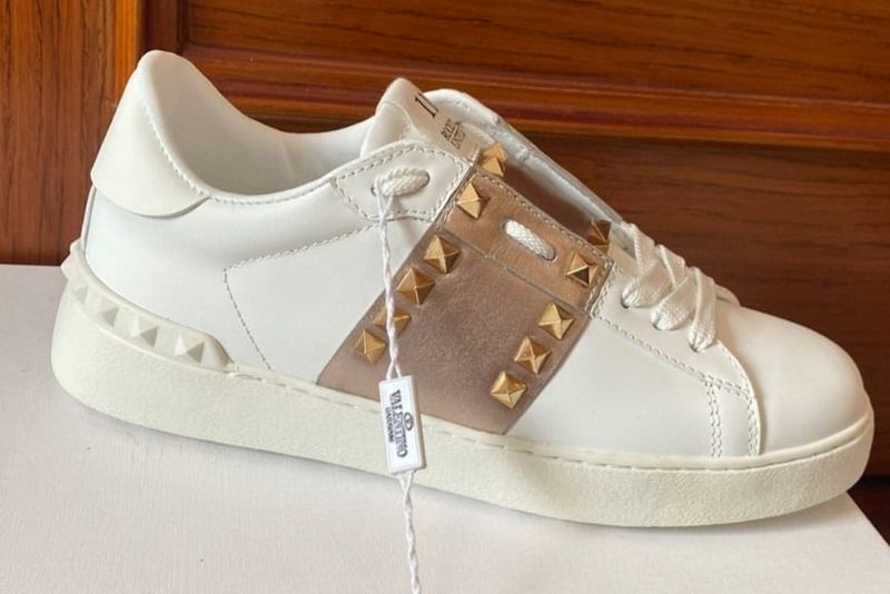 Valentino garavani unisex dupe
