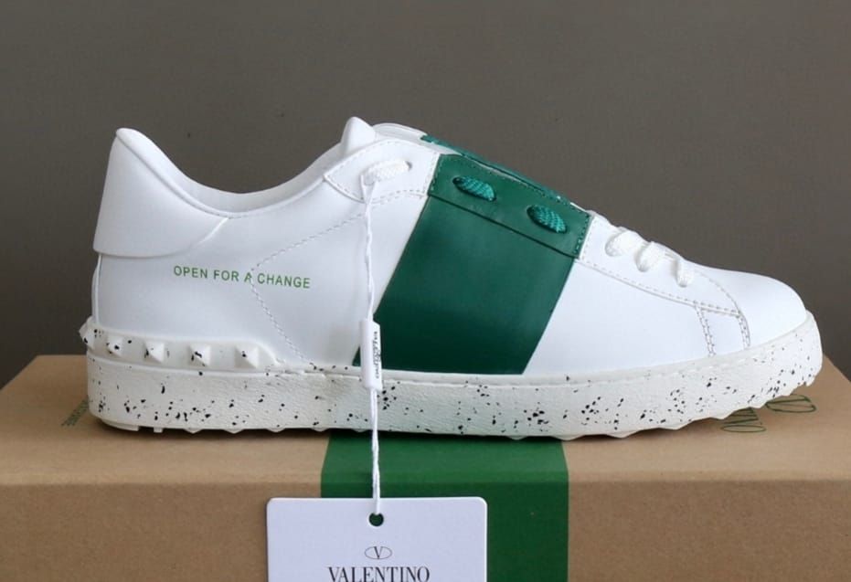 Valentino Garavani  ROCKSTUD unisex  dupe