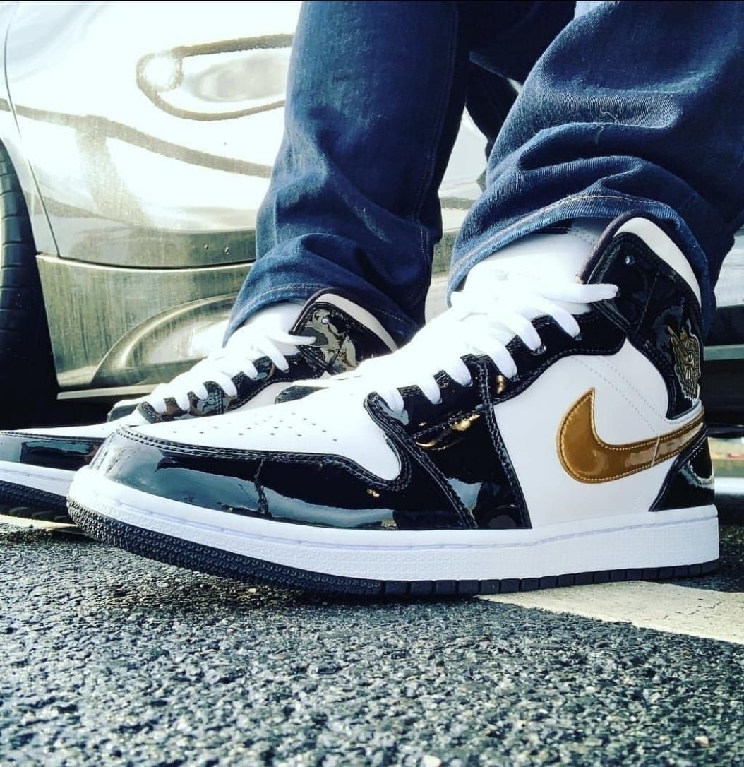  Jordan 1 patent black white gold