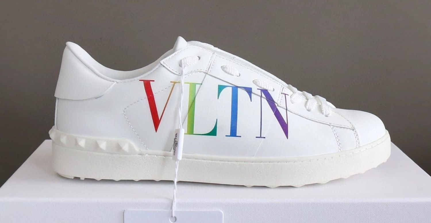 Valentino garavani unisex dupe