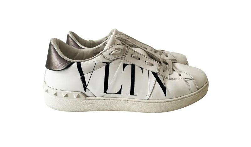 Valentino garavani unisex dupe