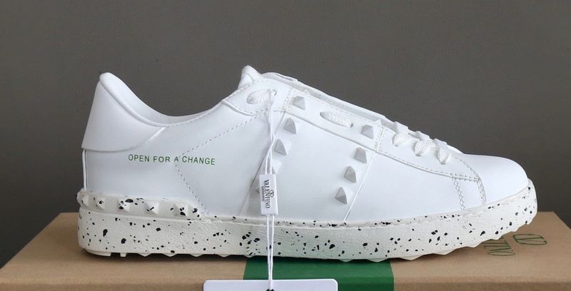 Valentino  unisex dupe rockstud 