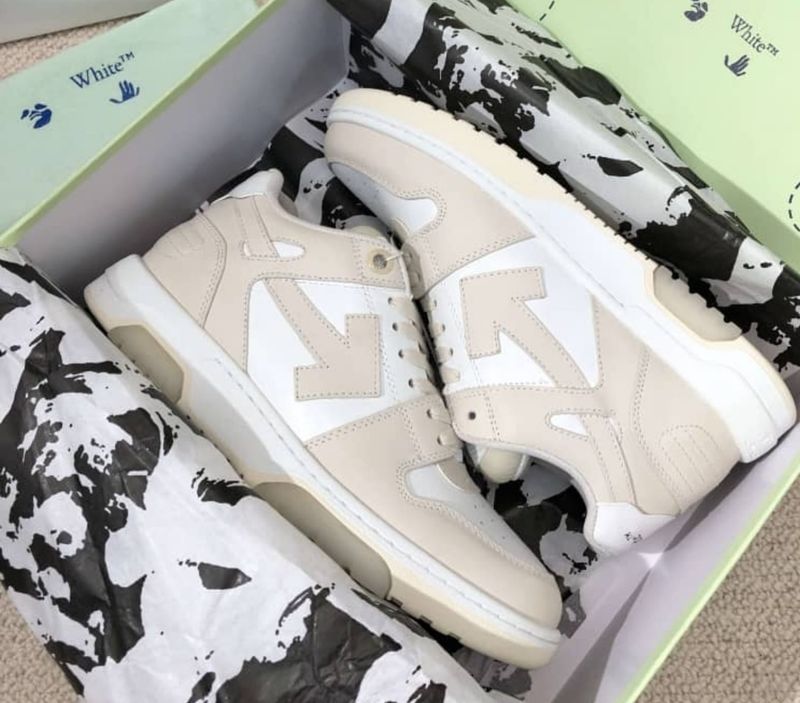 Off white out of office dupe