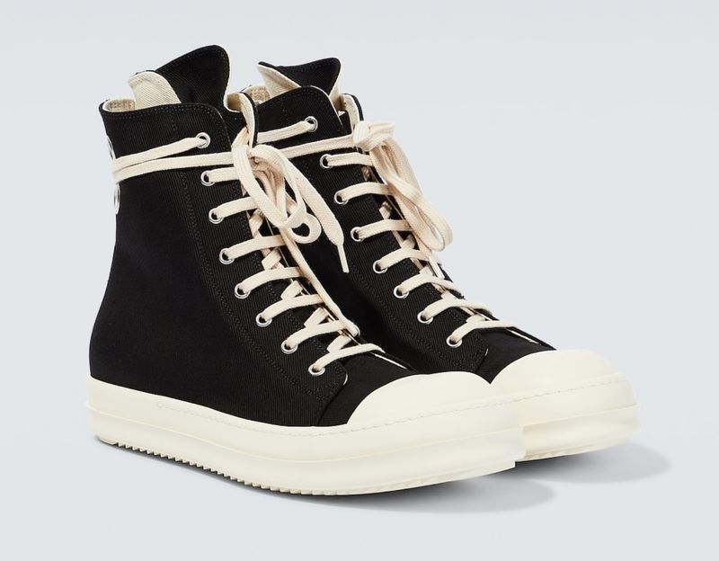 Sneakers dupe Rick Owens