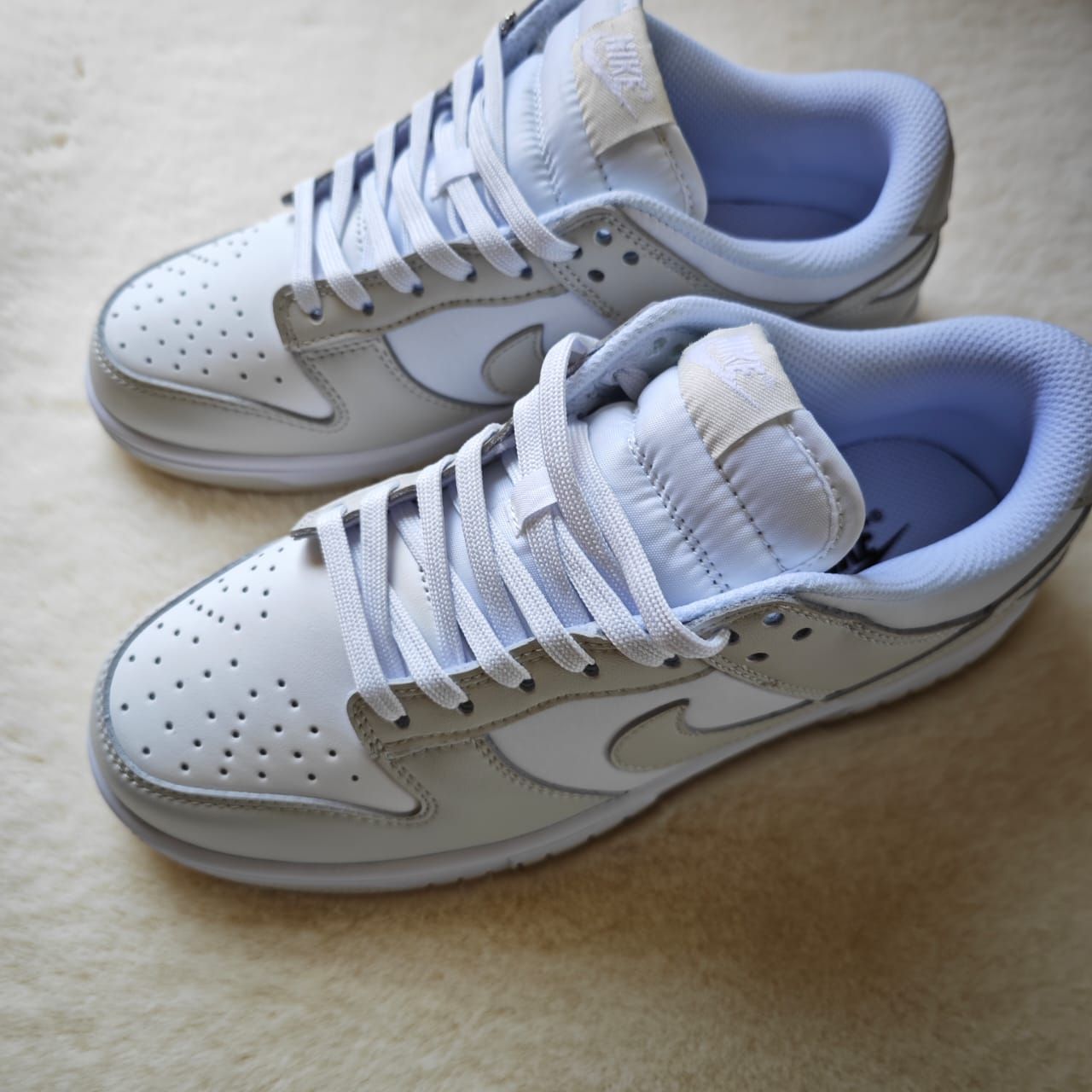 Nike Dunk Low Photon Dust