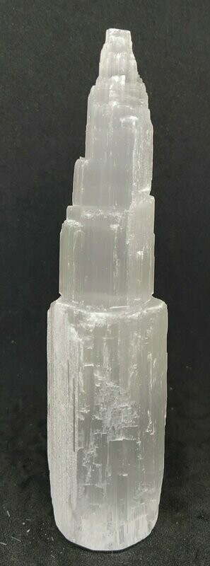 Castillo de selenita mediano de 8cm aprox.