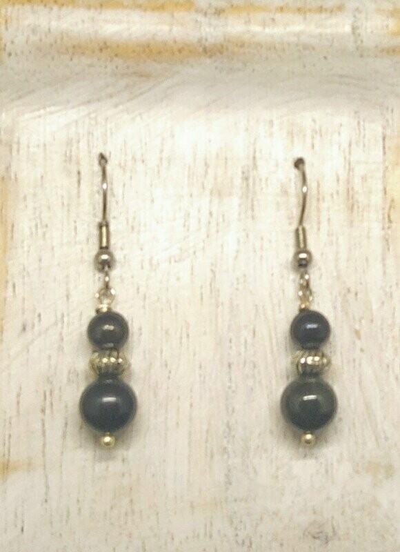 Pendientes de obsidiana. Enganche de acero quirúrgico.​