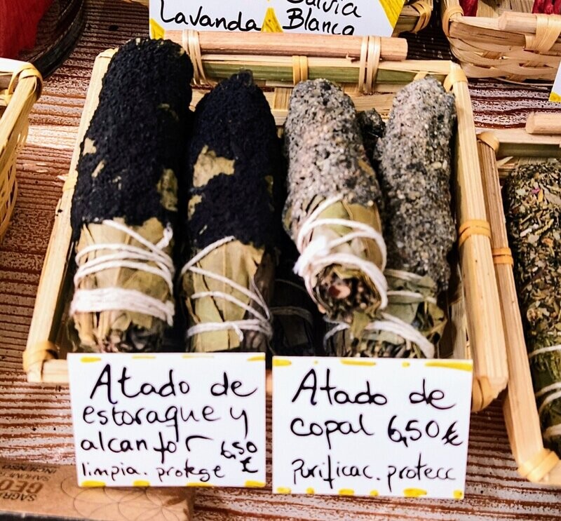 Atado o sahumerio de copal
