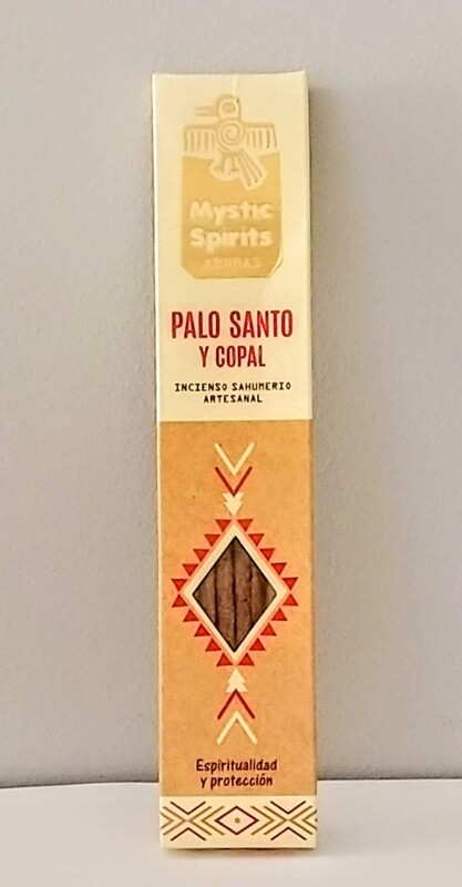 Incienso de palo santo con copal.