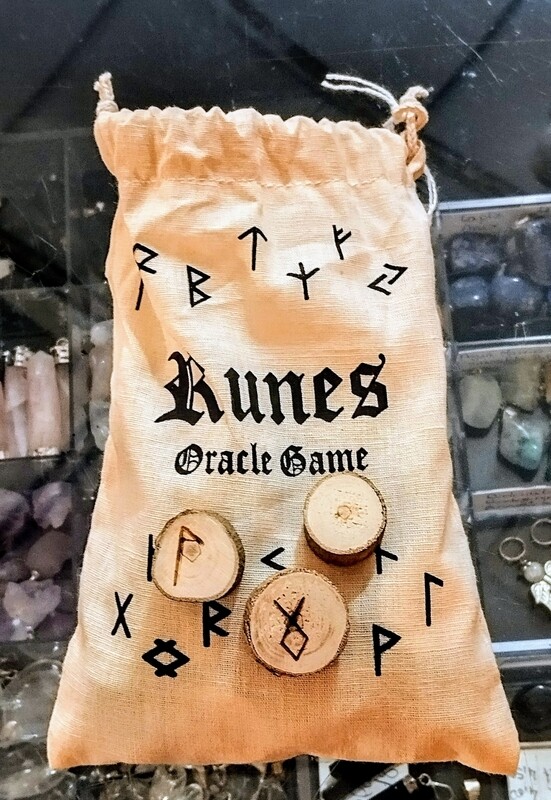 Runas de madera