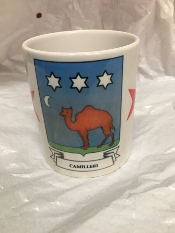 Une idée cadeau originale!!!  Offrez vous le mug avec votre blason!!  Indiquez votre nom, parmi ceux de notre liste et nous vous le faisons fabriqué pour vous!!