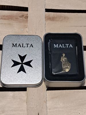 Briquet à essence Malta Chevalier.