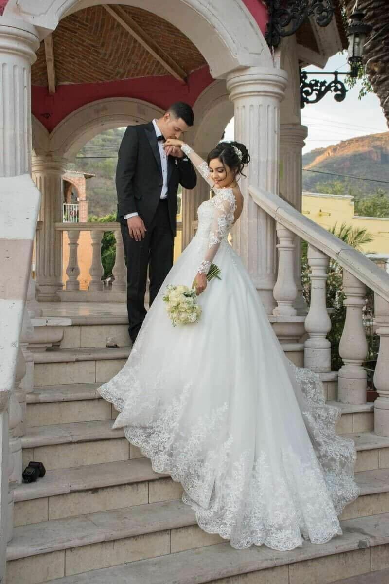 ALMENDRA VESTIDO DE NOVIA