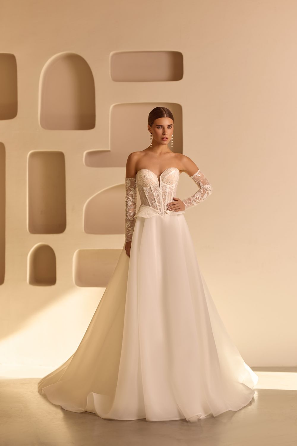CARMIN VESTIDO DE NOVIA