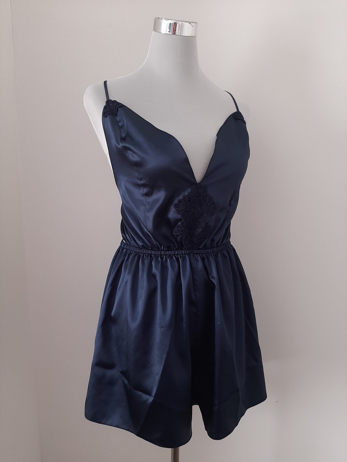 Resting place jumpsuit - Medium