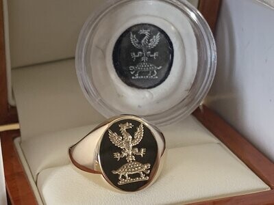 The Family Seal Signet Ring