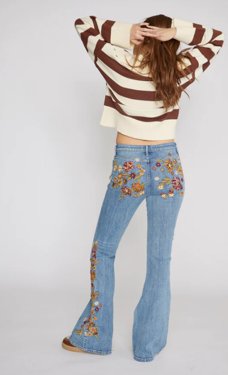 Driftwood Farrah X Autumn Bouquet