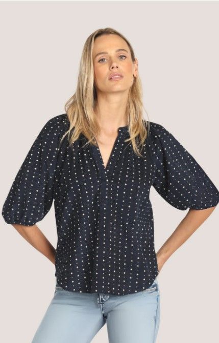 Dylan Anna Top in Navy