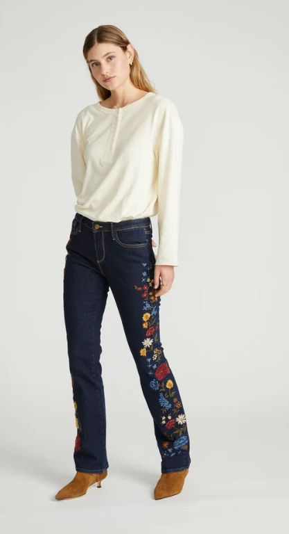 Driftwood Kelly in Bloomful
