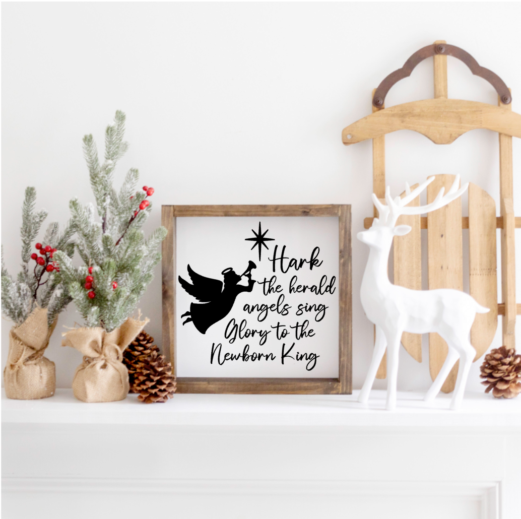 Hark the Herald Angels sing Farmhouse Sign