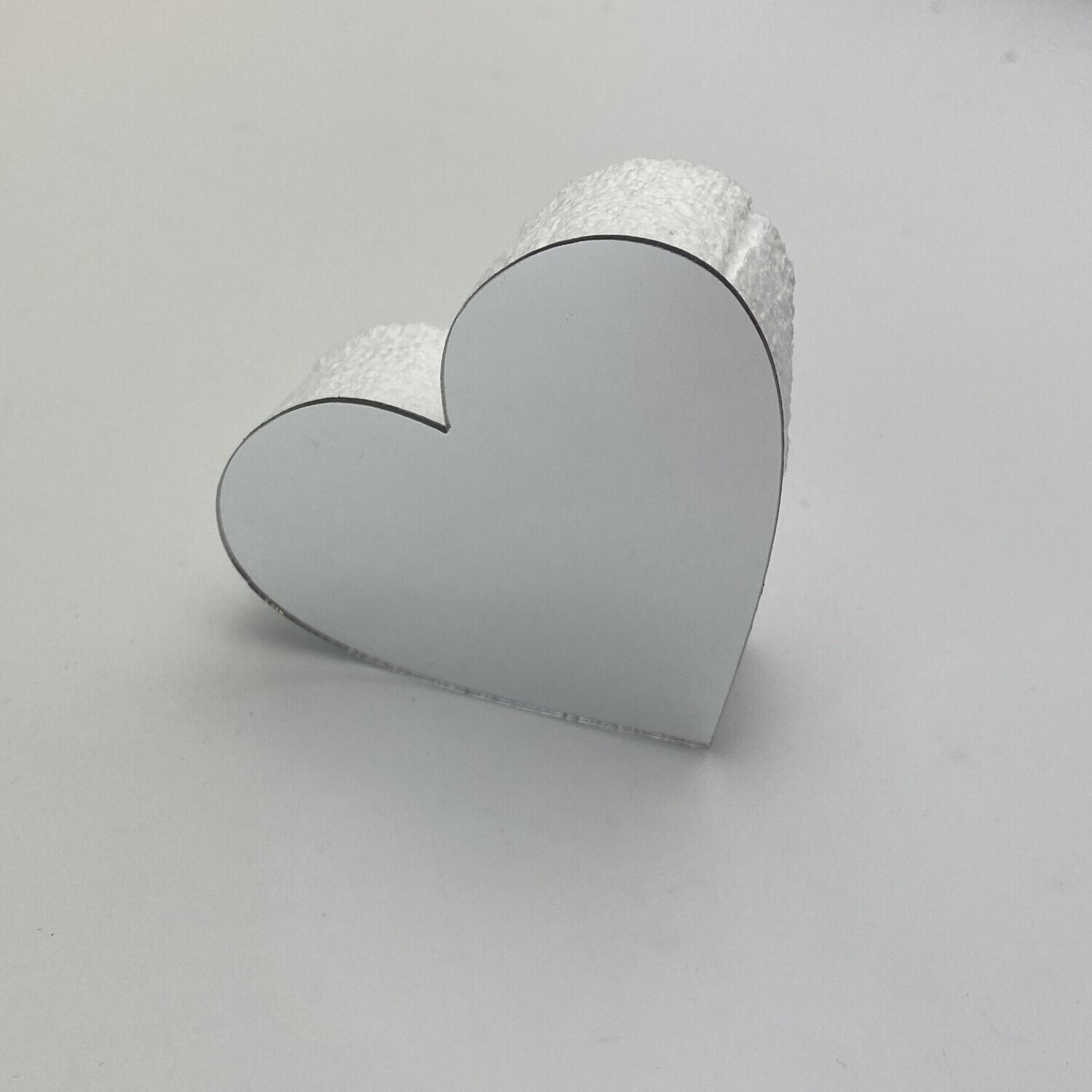 Ringhochsteller, Ringherze für Tabletts, Herz aus Spiegelplexi