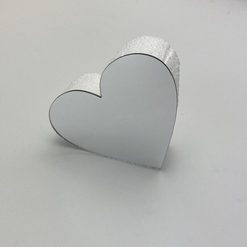 Ringhochsteller, Ringherze für Tabletts, Herz aus Spiegelplexi