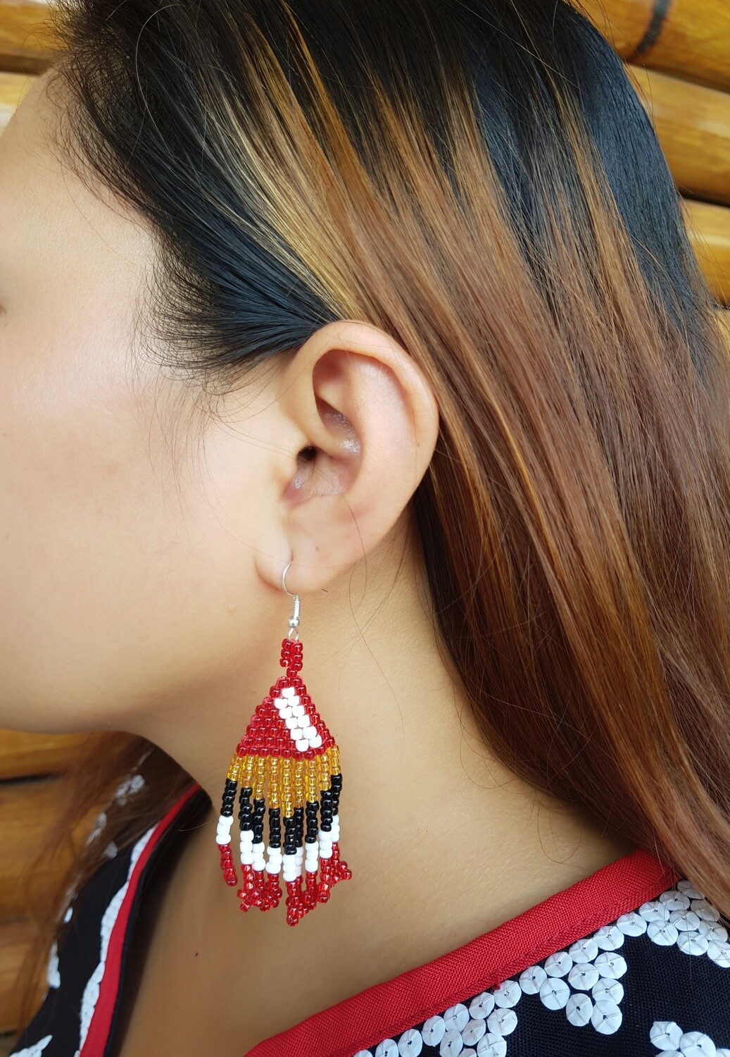 Earrings. LEMIMET DOUN (Leaf)