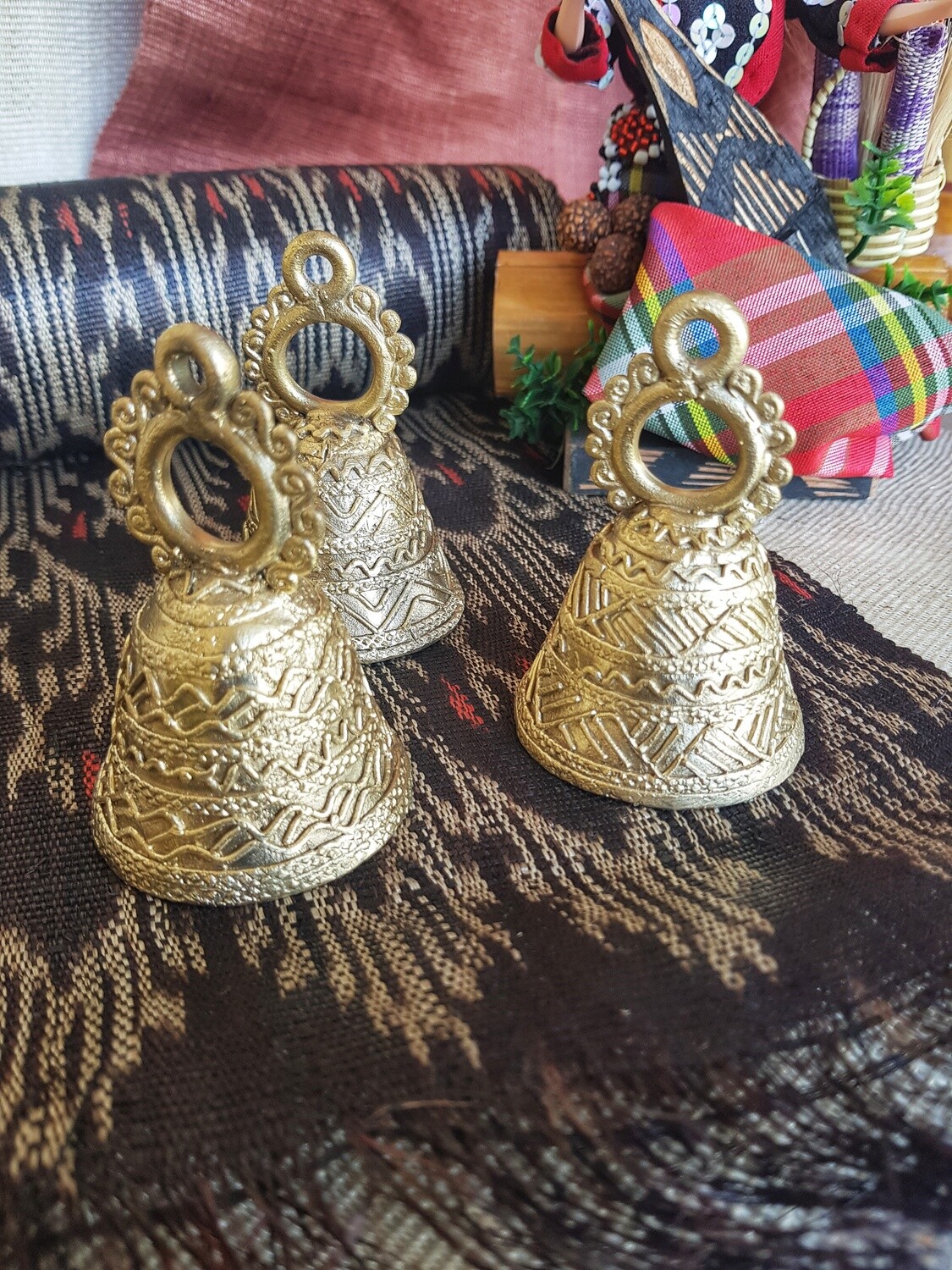 Brass. T&#39;BOLI BRASS BELL. 3inches tall