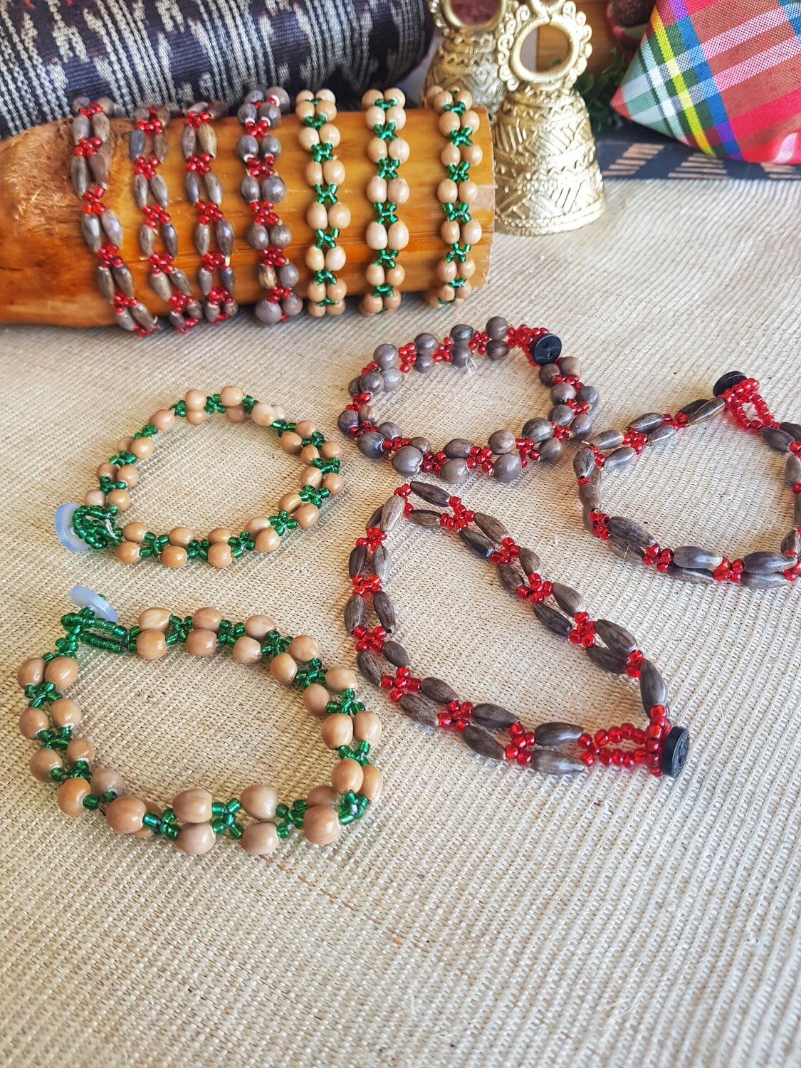Bracelet. BEADED BOSOK