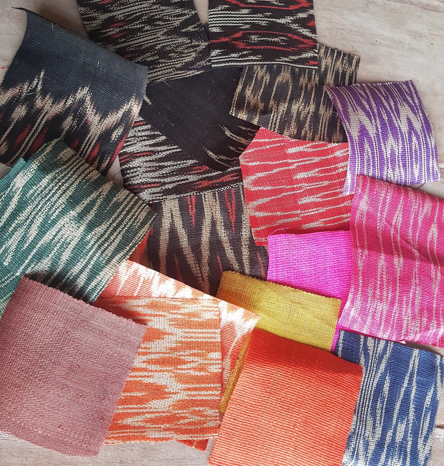 T&#39;NALAK FABRIC REMNANTS (retaso)