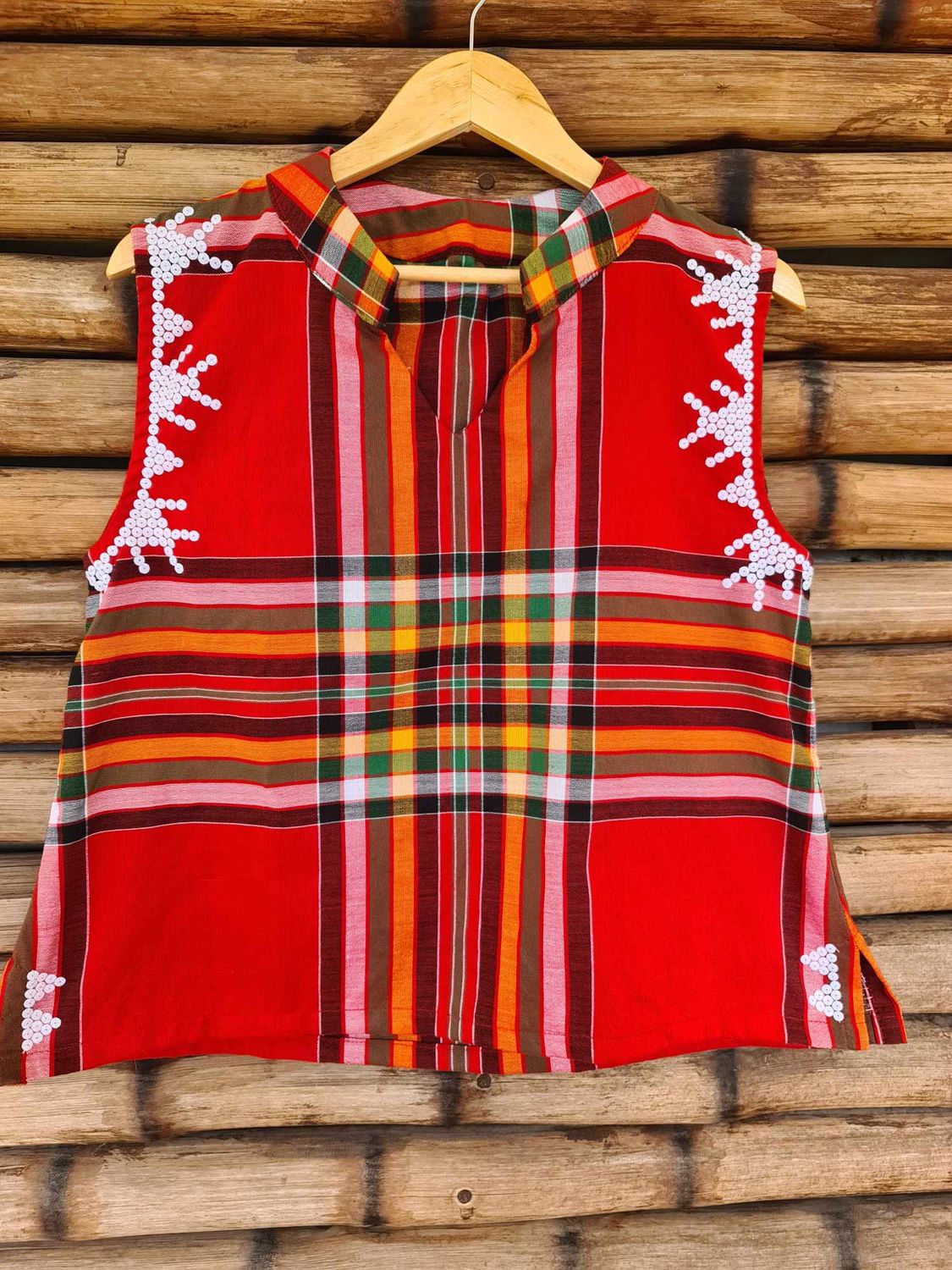 Blouse. TBOLI MALONG BLOUSE WITH BEADING