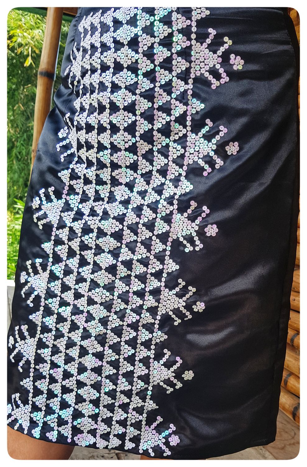 Skirt. T&#39;BOLI HAND- BEADED SKIRT