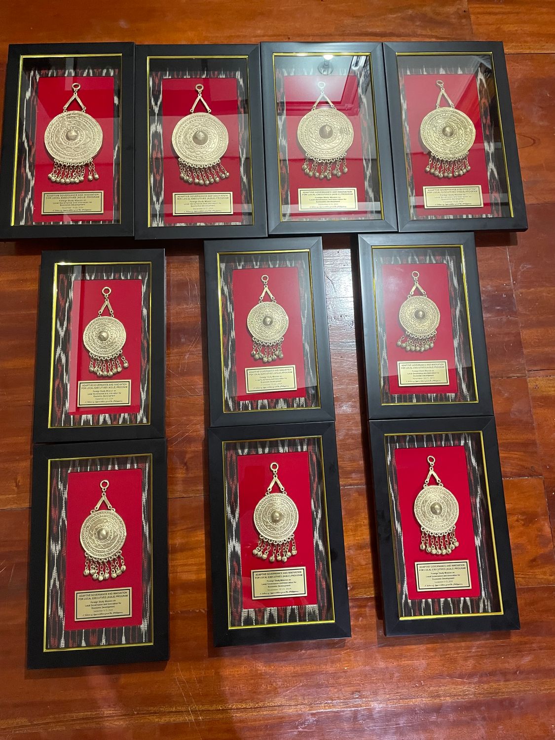 Souvenir. BRASS GONG IN FRAME WITH CUSTOM TEXT