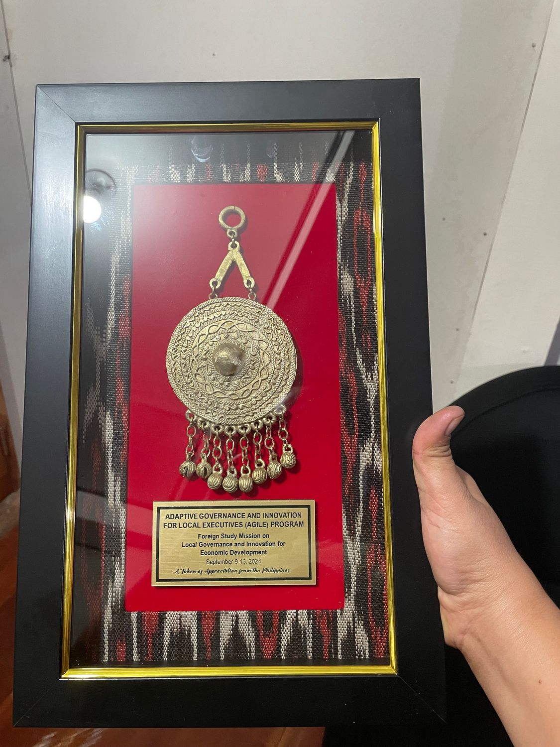 Souvenir. BRASS GONG IN FRAME WITH CUSTOM TEXT
