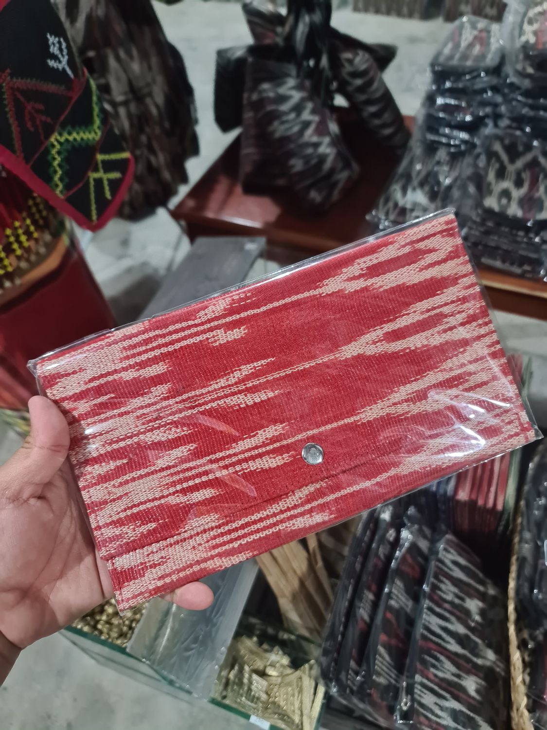 Wallet. TNALAK ENVELOPE WALLET
