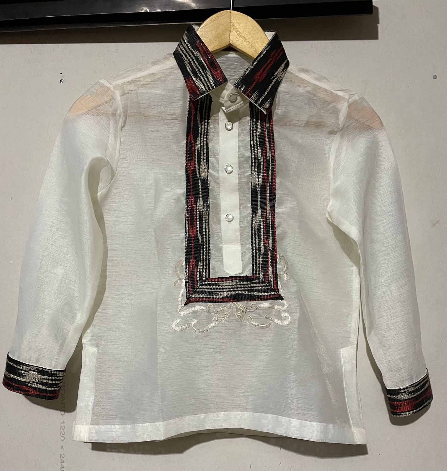 Barong. BARONG ACCENTUATED WITH TNALAK
