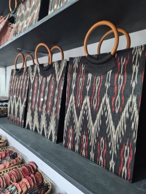 Bag. KLUBI TNALAK HANDBAG