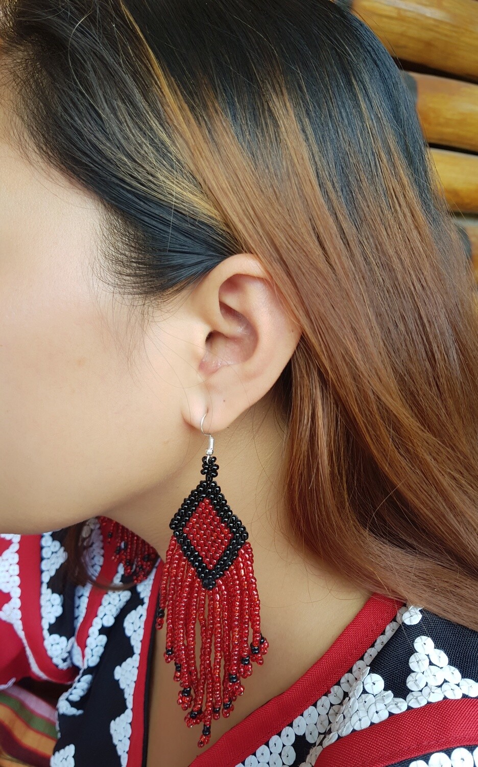 Earrings_13. LEMIMET HIKONG (Beaded Waterfall)