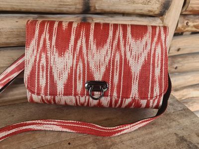 Bag_38. T'NALAK SLING BAG