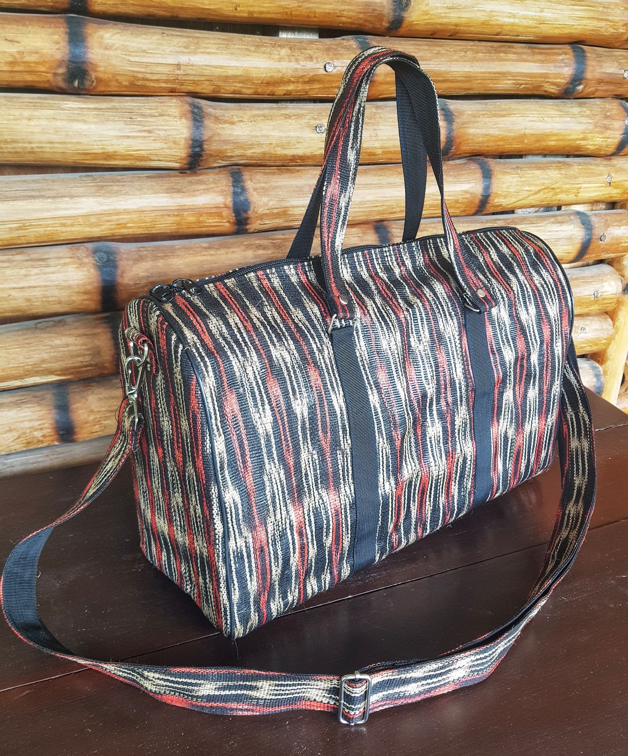 Bag_31. T'NALAK  ROUND DUFFEL BAG
