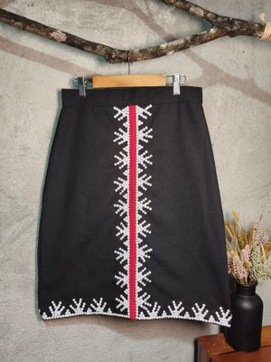 Skirt_01. T'BOLI HAND- BEADED SKIRT